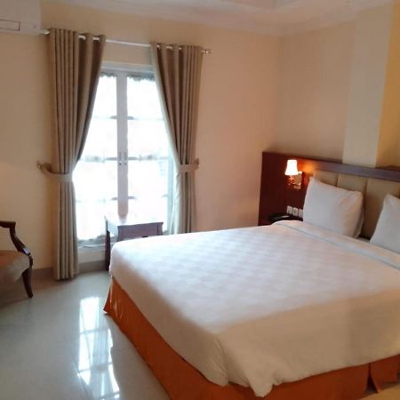 Le Semar Hotel Karawaci Dahung Eksteriør bilde